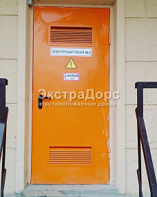 Противопожарные двери с решеткой от производителя в Химках  купить